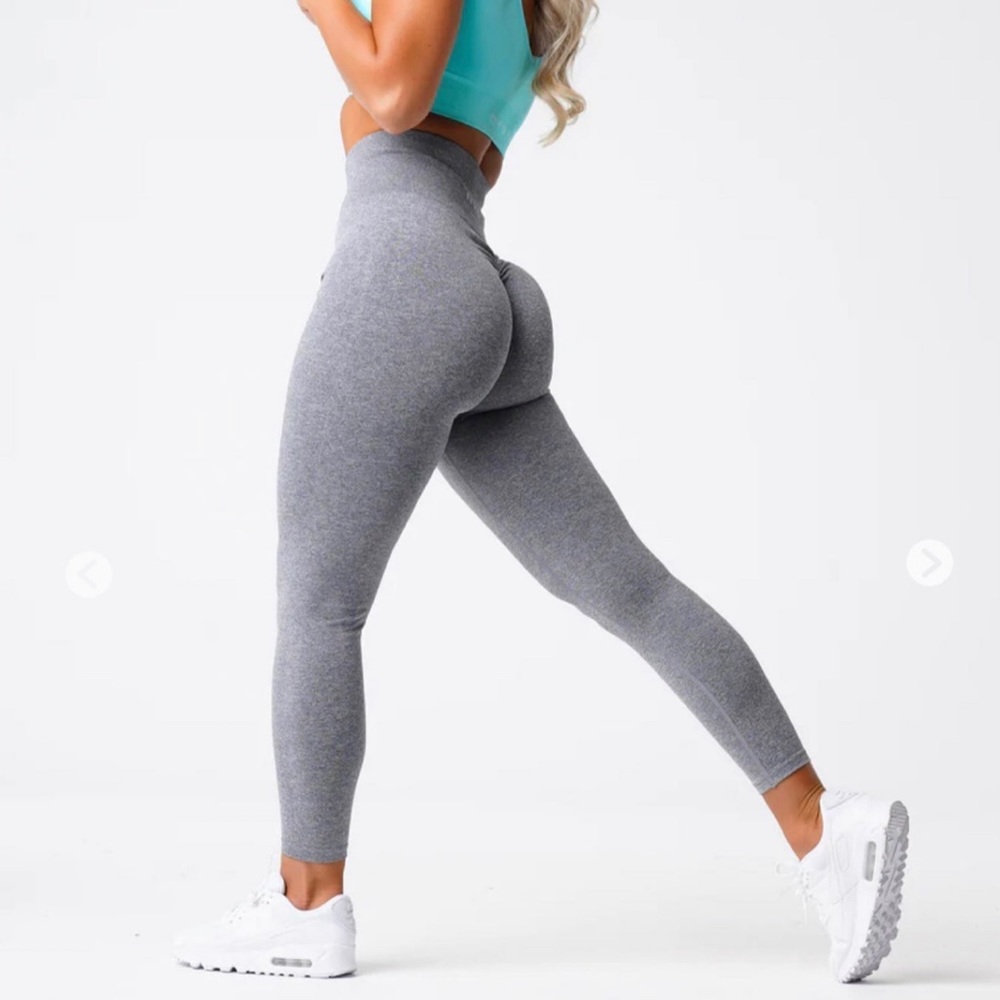 NVGTN Grey Scrunch Seamless Leggings